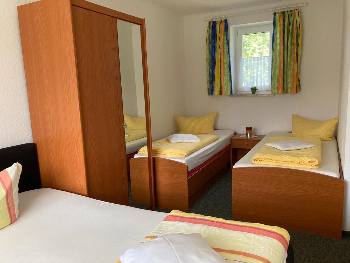Hotel Am Schlosspark Mallin Δωμάτιο φωτογραφία