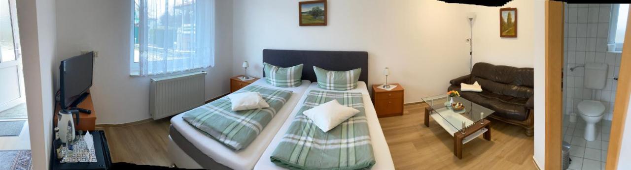 Hotel Am Schlosspark Mallin Δωμάτιο φωτογραφία
