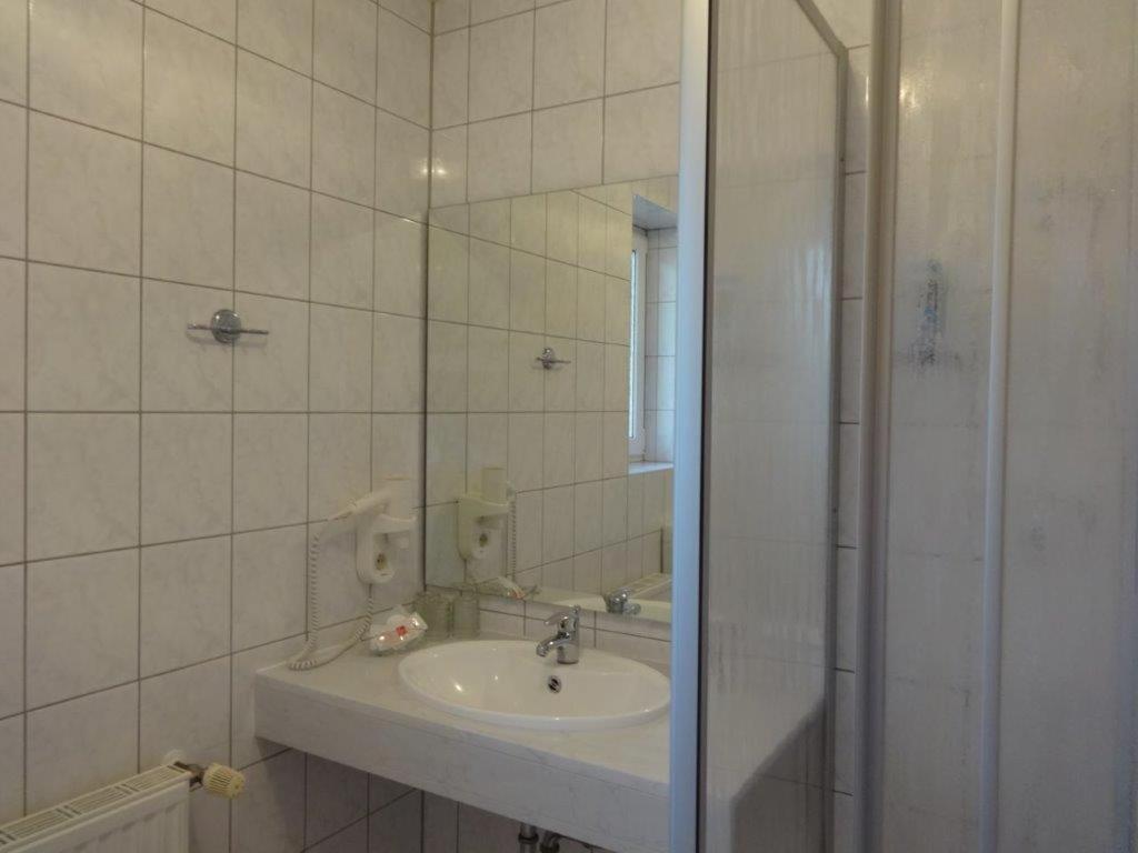 Hotel Am Schlosspark Mallin Δωμάτιο φωτογραφία