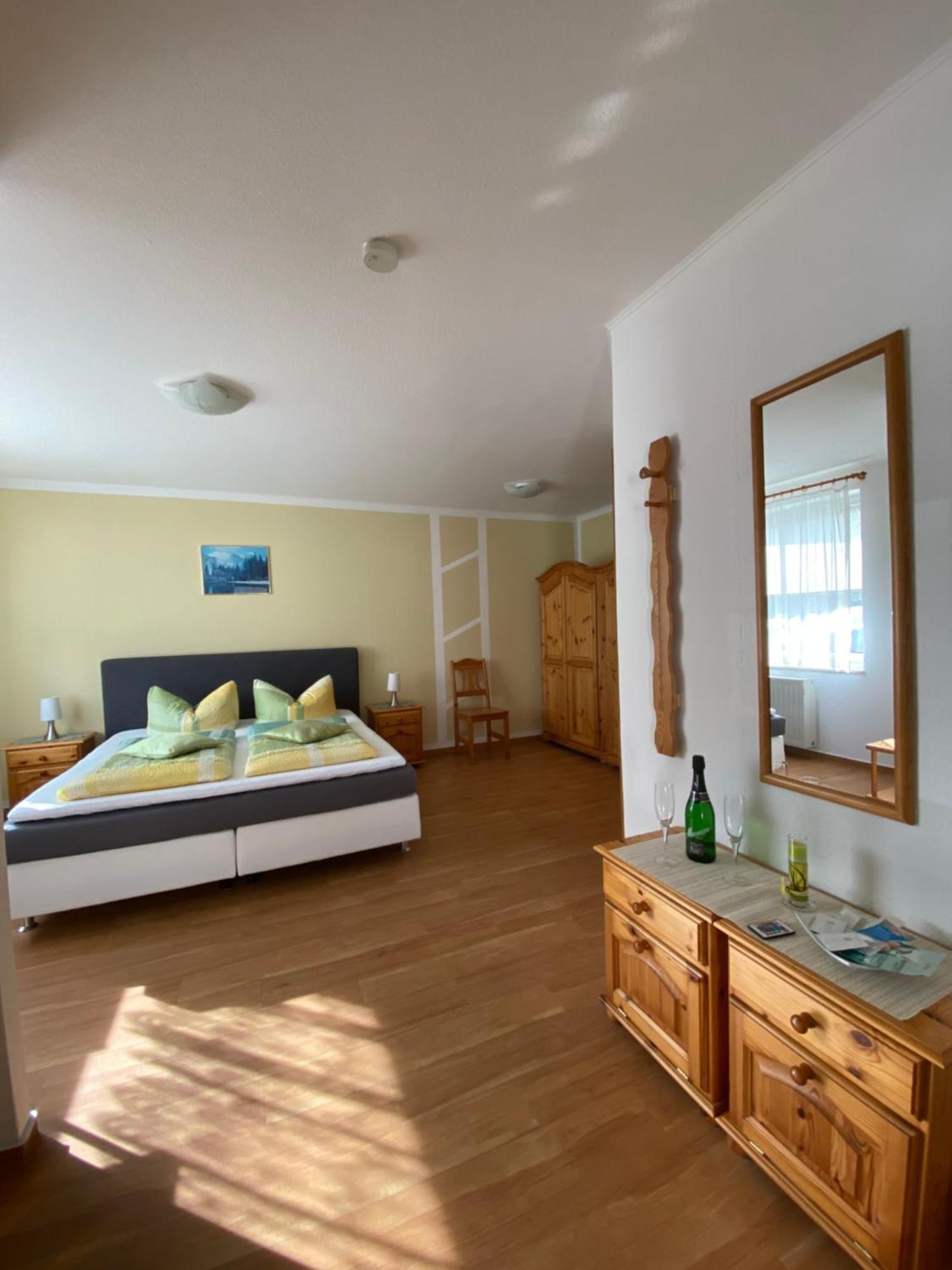 Hotel Am Schlosspark Mallin Δωμάτιο φωτογραφία